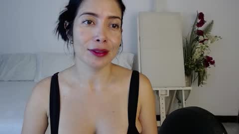 alma_art_ online show from 03-11-26, 04:24