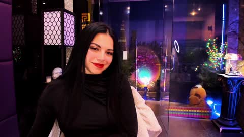 Snapshot of alma_pearl chatting on 12-28-24, 10:58 Alma online show from 12-28-24, 10:58