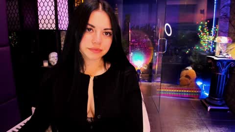 Snapshot of alma_pearl chatting on 01-06-25, 09:08 Alma online show from 01-06-25, 09:08