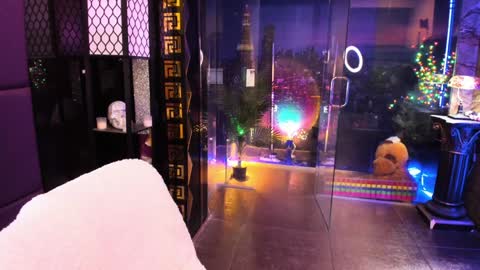 Snapshot of alma_pearl chatting on 01-19-25, 10:06 Alma online show from 01-19-25, 10:06