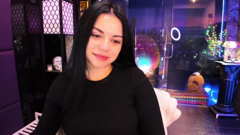 Snapshot of alma_pearl chatting on 01-21-25, 07:04 Alma online show from 01-21-25, 07:04