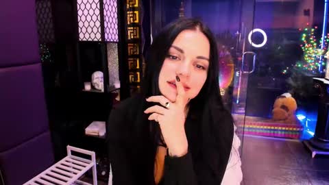 Snapshot of alma_pearl chatting on 02-09-25, 12:52 Alma online show from 02-09-25, 12:52