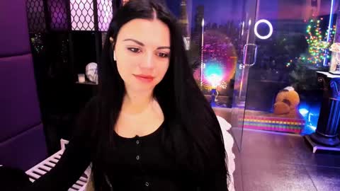 Snapshot of alma_pearl chatting on 02-19-25, 08:12 Alma online show from 02-19-25, 08:12