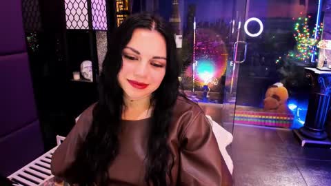 Snapshot of alma_pearl chatting on 02-21-25, 01:22 Alma online show from 02-21-25, 01:22