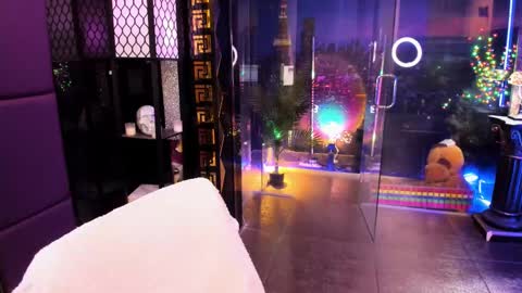 Snapshot of alma_pearl chatting on 02-23-25, 11:11 Alma online show from 02-23-25, 11:11