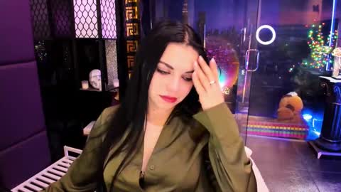 Snapshot of alma_pearl chatting on 02-24-25, 09:53 Alma online show from 02-24-25, 09:53