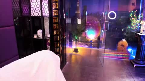 Snapshot of alma_pearl chatting on 03-01-25, 09:18 Alma online show from 03-01-25, 09:18