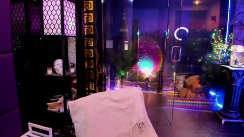 Snapshot of alma_pearl chatting on 10-04-25, 09:29 Alma online show from 10-04-25, 09:29