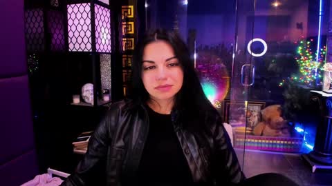 Snapshot of alma_pearl chatting on 10-10-25, 06:23 Alma online show from 10-10-25, 06:23