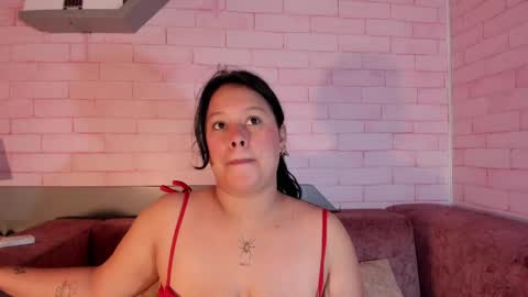 Snapshot of alma_rivers chatting on 05-07-26, 11:26 alma_rivers online show from 05-07-26, 11:26
