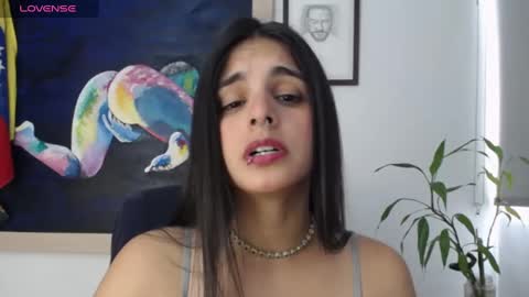 Snapshot of alma_sweet chatting on 12-04-24, 05:44 Arhantxa online show from 12-04-24, 05:44