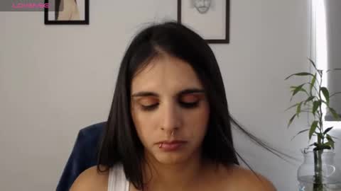 Snapshot of alma_sweet chatting on 01-14-25, 08:37 Arhantxa online show from 01-14-25, 08:37