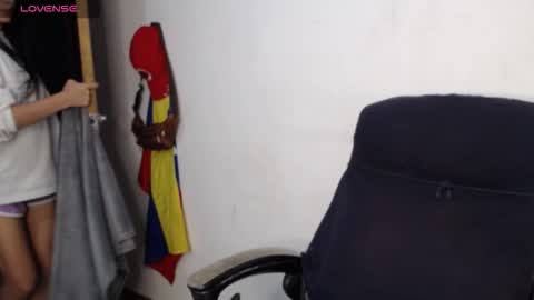 Snapshot of alma_sweet chatting on 09-09-25, 01:49 Arhantxa online show from 09-09-25, 01:49