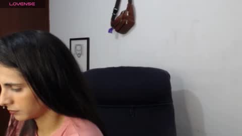 Snapshot of alma_sweet chatting on 09-22-25, 06:32 Arhantxa online show from 09-22-25, 06:32