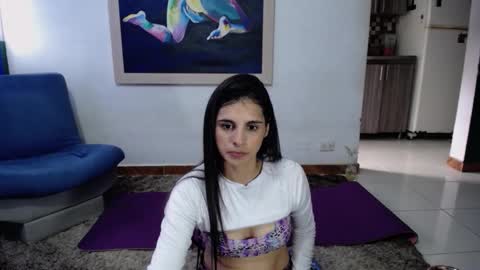 Snapshot of alma_sweet chatting on 10-12-25, 09:47 Arhantxa online show from 10-12-25, 09:47