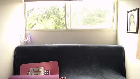 Arhantxa online show from 12-14-25, 04:23