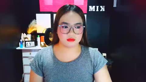 Almira online show from 12-23-25, 12:52