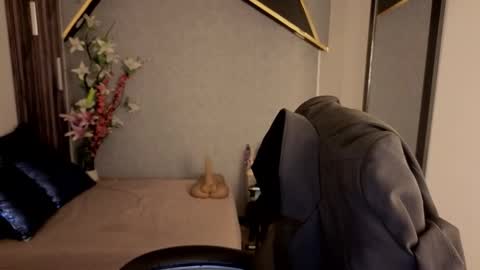 ALMMA online show from 12-02-25, 01:39