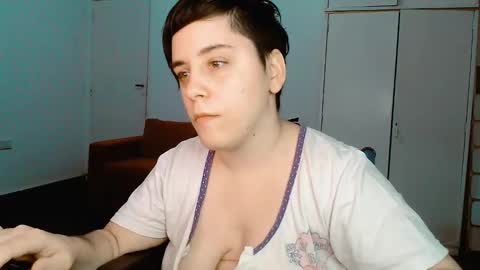 Almond online show from 01-19-25, 10:28