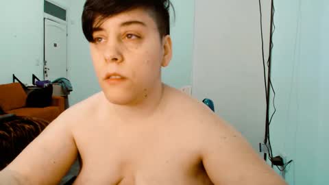 Almond online show from 09-14-25, 10:09