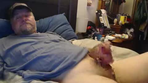 Snapshot of almostheaven chatting on 04-12-26, 11:59 almostheaven online show from 04-12-26, 11:59