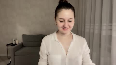 Anna online show from 11-15-25, 01:36