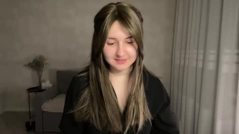 Anna online show from 04-27-26, 08:51