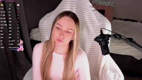 Lia online show from 02-15-26, 03:14