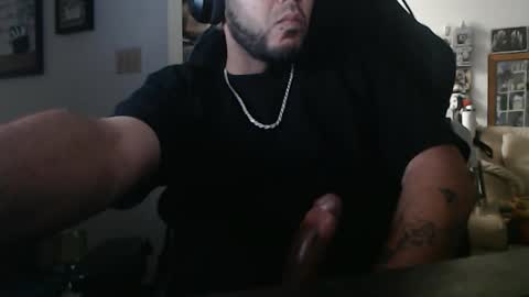 Snapshot of aloha_king chatting on 04-24-26, 09:45 simplyfaded online show from 04-24-26, 09:45