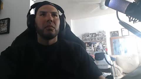 Snapshot of aloha_king chatting on 05-03-26, 02:39 simplyfaded online show from 05-03-26, 02:39