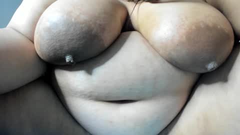 Snapshot of alondra_zaens chatting on 01-26-25, 12:48 Alondra online show from 01-26-25, 12:48