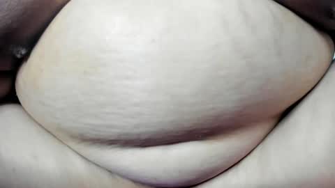 Snapshot of alondra_zaens chatting on 02-10-25, 11:34 Alondra online show from 02-10-25, 11:34