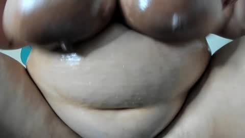 Snapshot of alondra_zaens chatting on 03-01-25, 11:58 Alondra online show from 03-01-25, 11:58