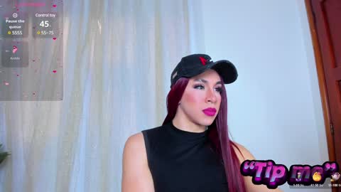 Snapshot of alonehazel chatting on 12-07-24, 06:59 Hazel Bowie online show from 12-07-24, 06:59