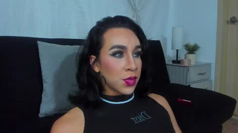 Snapshot of alonehazel chatting on 02-04-25, 04:26 Hazel Bowie online show from 02-04-25, 04:26