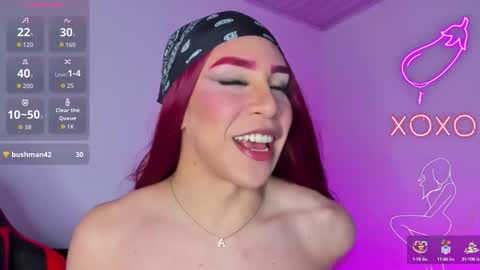 Snapshot of alonehazel chatting on 10-15-25, 04:56 Hazel Bowie online show from 10-15-25, 04:56