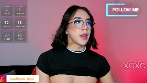 Snapshot of alonehazel chatting on 12-14-25, 12:49 Hazel Bowie online show from 12-14-25, 12:49