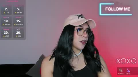 Hazel Bowie online show from 01-17-26, 01:43