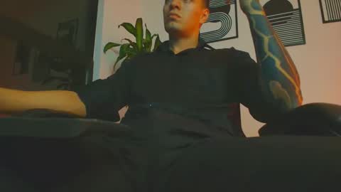 Snapshot of alpha_dominus_ chatting on 06-10-26, 04:01 alpha_dominus_ online show from 06-10-26, 04:01