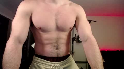 Snapshot of alpha_dominus_king chatting on 09-11-25, 06:35 OF online show from 09-11-25, 06:35