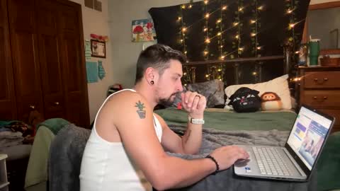 alphadomcole online show from 11-19-25, 03:28