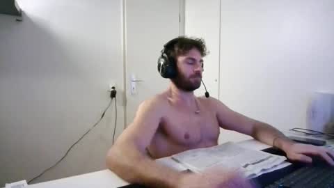 Snapshot of alphah_hunk chatting on 01-05-26, 05:27 alphah_hunk online show from 01-05-26, 05:27