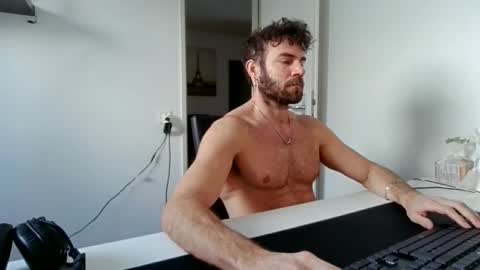 Snapshot of alphah_hunk chatting on 01-11-26, 11:37 alphah_hunk online show from 01-11-26, 11:37