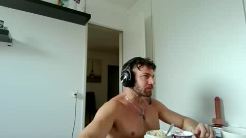 Snapshot of alphah_hunk chatting on 03-09-26, 10:08 alphah_hunk online show from 03-09-26, 10:08