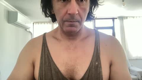 Snapshot of alphandre chatting on 01-19-25, 11:34 AlphAndre online show from 01-19-25, 11:34