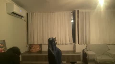 Snapshot of alphandre chatting on 02-17-25, 04:37 AlphAndre online show from 02-17-25, 04:37