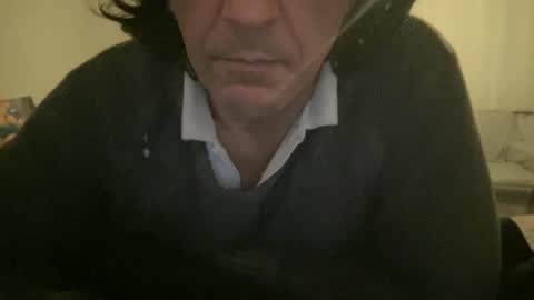 Snapshot of alphandre chatting on 03-10-25, 06:45 AlphAndre online show from 03-10-25, 06:45