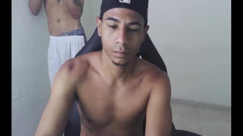 alphas_latins online show from 04-06-26, 12:30