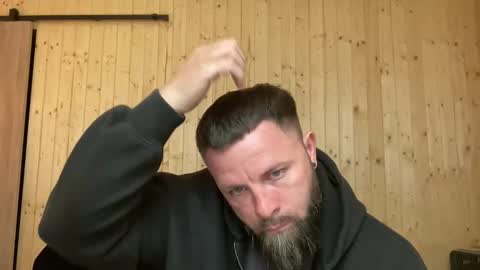 Jhonny online show from 04-27-26, 02:31