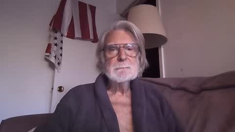 Snapshot of alphauniform chatting on 03-01-25, 12:34 AlphaUniform online show from 03-01-25, 12:34